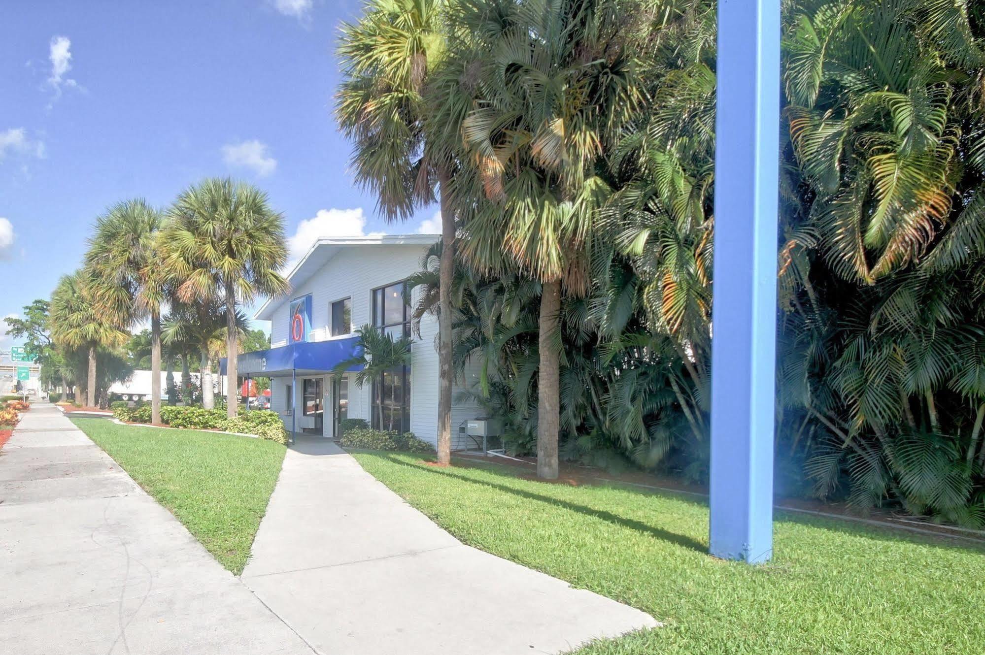 Motel 6-Fort Lauderdale, Fl Exterior photo